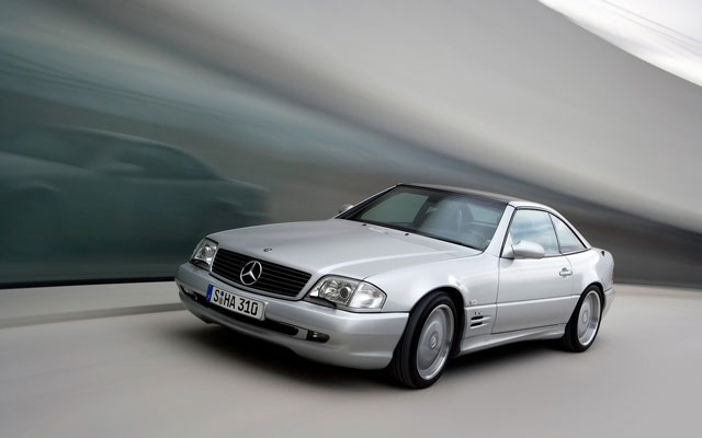 Rabljen Mercedes SL napake težave okvare vpoklici