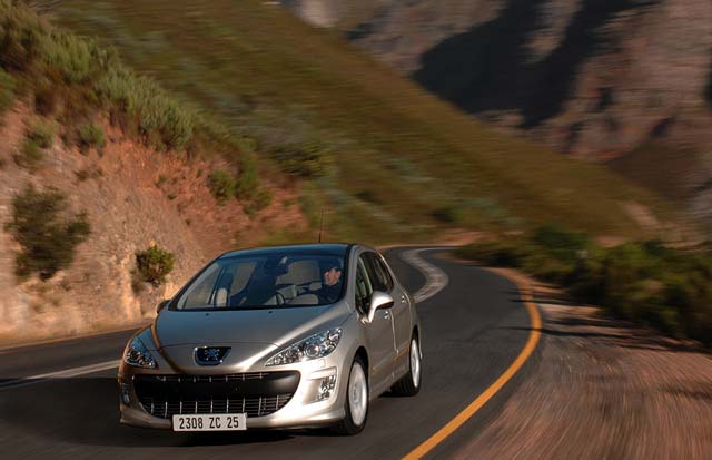 Peugeot 308 - rabljen napake težave okvare vpoklici