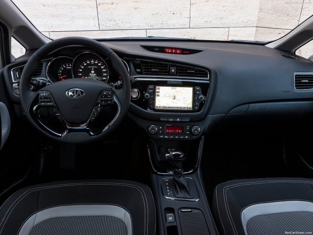kia-ceed-2016-1280-napaka okcara težava problem vpoklic zanesljivost nakup