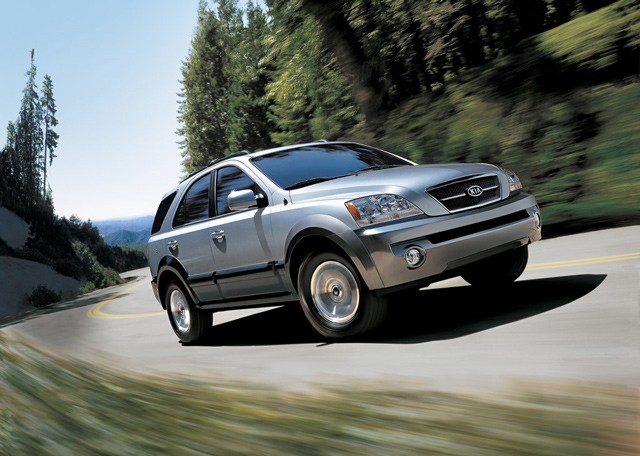 Kia Sorento, pregled napak, težav in okvar