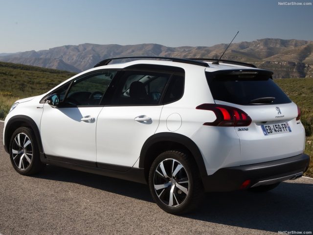 peugeot 2008 napaka okvara tezava problem zanesljivost novo vozilo rabljeno