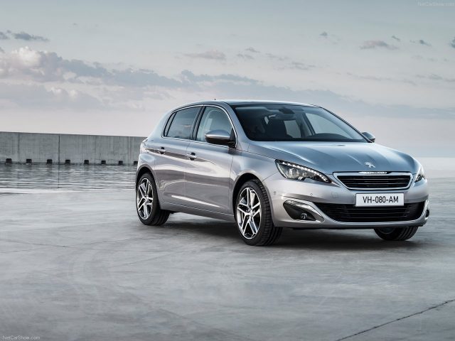 Peugeot-308-2014-1280-03