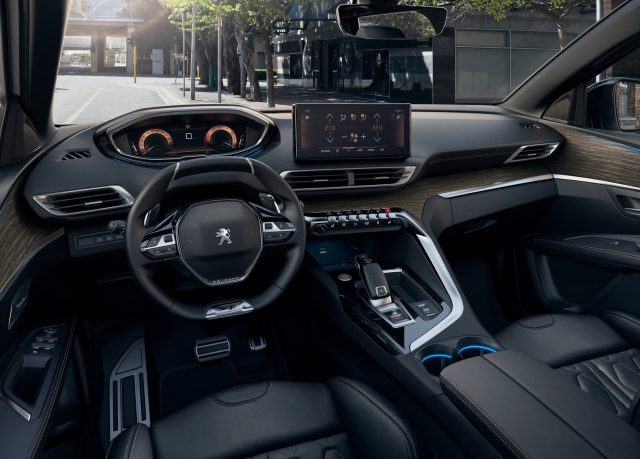 peugeot 2008 napaka okvara tezava problem zanesljivost novo vozilo rabljeno Peugeot 5008 napaka okvara tezava problem vpoklic zanesljivost nakup rabljenega