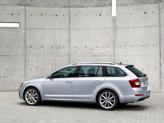 skoda-octavia_combi-2014-napaka-okvara-tezava-problem-vpoklic-zanesljivost-nakup