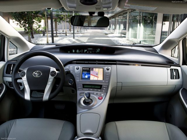 Toyota-Prius_napaka okvara tezava problem vpoklic zanesljivost nakup rabljenega