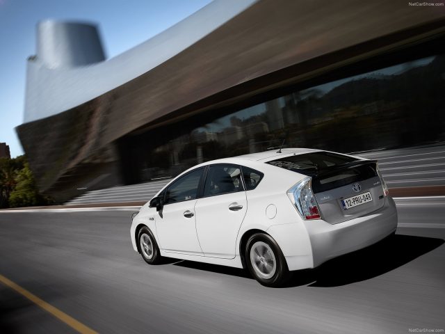 Toyota-Prius_napaka okvara tezava problem vpoklic zanesljivost nakup rabljenega