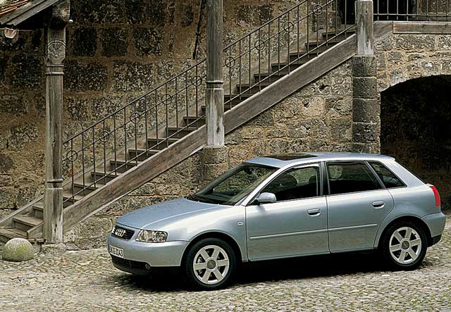 Audi A3, pregled napak, okvar, vpoklicev in težav