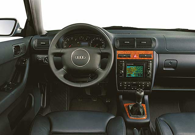 Audi A3, pregled napak, okvar, vpoklicev in težav