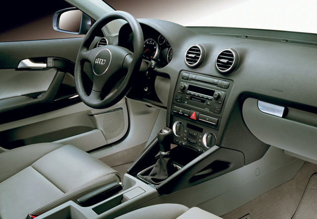 Notranjost Audi A3 pred prenovo