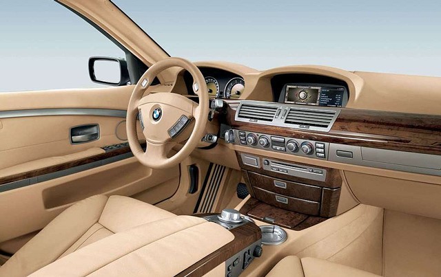 BMW serije 7, pregled napak, težav, okvar in problemov BMW serije 7, pregled napak, težav, okvar in problemov