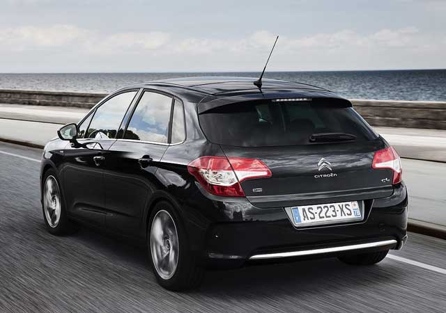 Citroen C4 rabljen napake težave okvare vpoklici