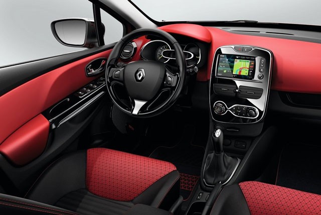 Renault Clio rabljen napake težave okvare vpoklici