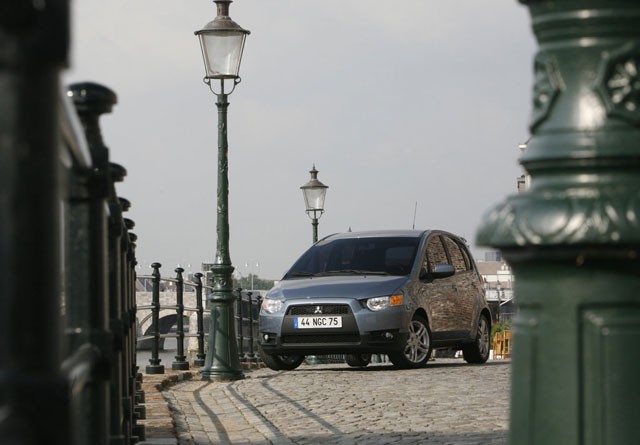 Mitsubishi Colt  rabljen napake težave okvare vpoklici