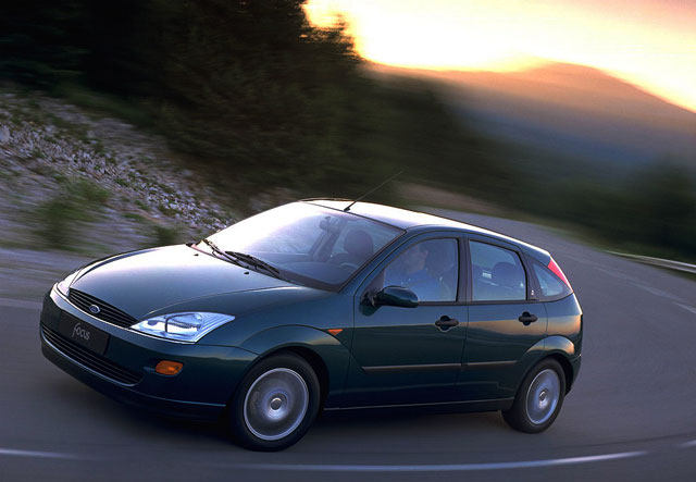 Ford Focus, pregled napak, problemov, težav in vpoklicev
