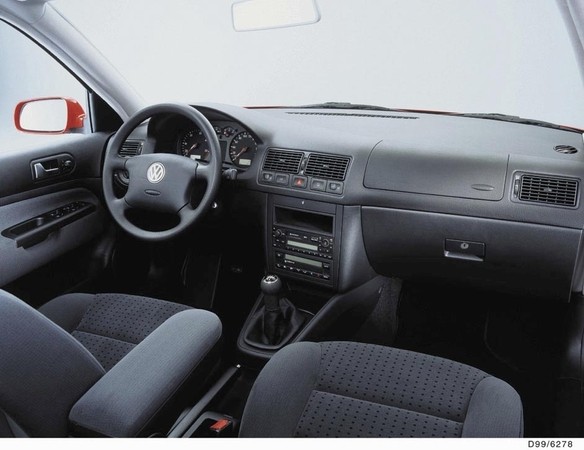 golf4-interior Volkswagen Golf 4