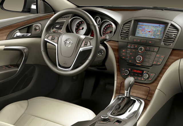 Rabljena Opel Insignia - napake težave okvare vpoklici