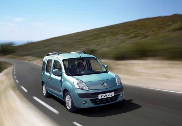Renault kangoo rabljen napake težave okvare vpoklici
