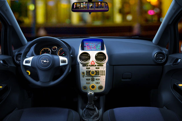 Opel Corsa, pregled napak, težav, vpoklicev