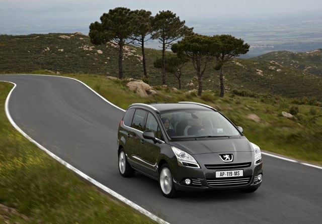 Peugeot 5008 rabljen napake težave ok