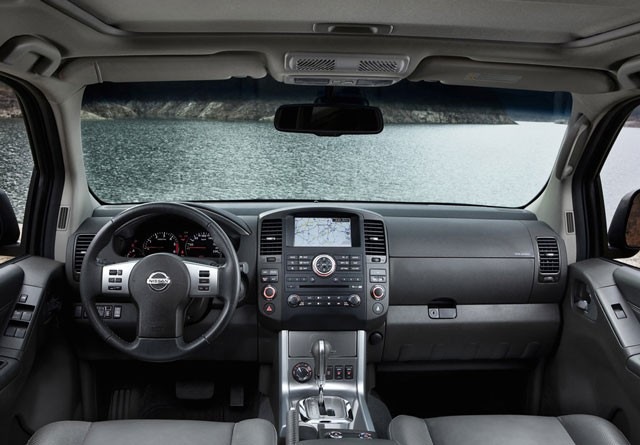 Nissan pathfinder rabljen napake težave okvare vpoklici