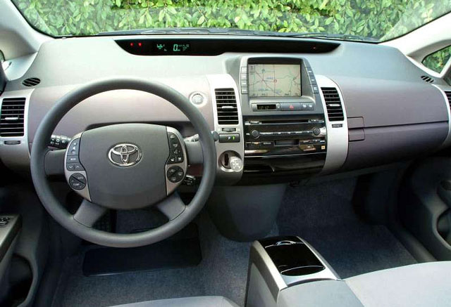 Toyota Prius napake težave okvare vpoklici