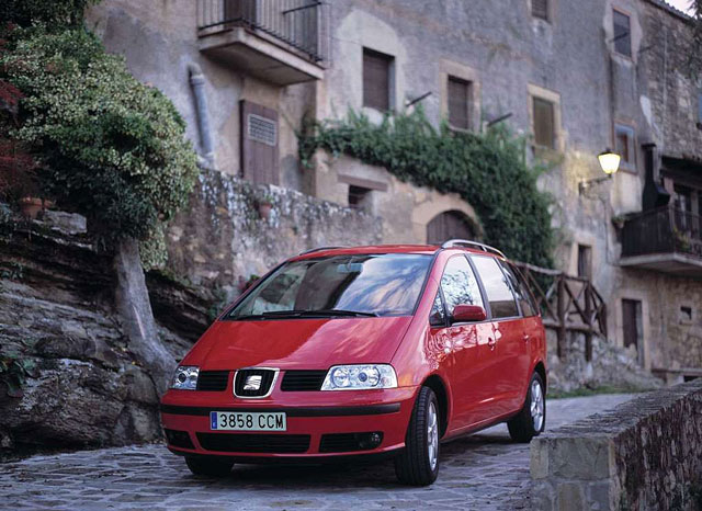 Seat Alhambra- napake težave okvare vpoklici