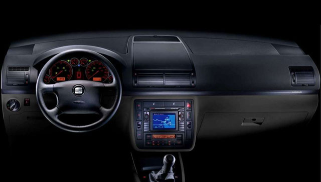 Seat Alhambra- napake težave okvare vpoklici