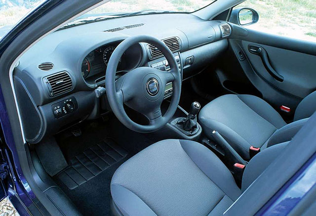 seat leon napake težave okvare vpoklici rabljen avto