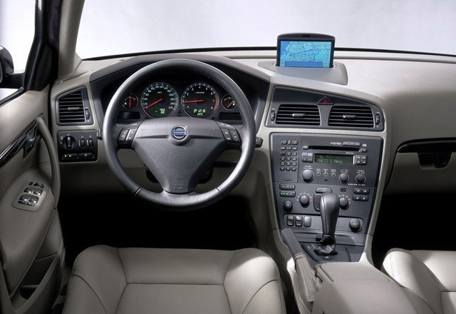 Volvo S60, pregled težav, okvar, napak in vpoklicev