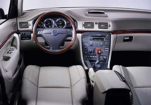 Volvo s80, pregled napak, težav, okvar, vpoklicev